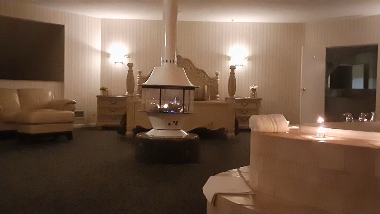 Photo of Livingroom in Houghton Lake