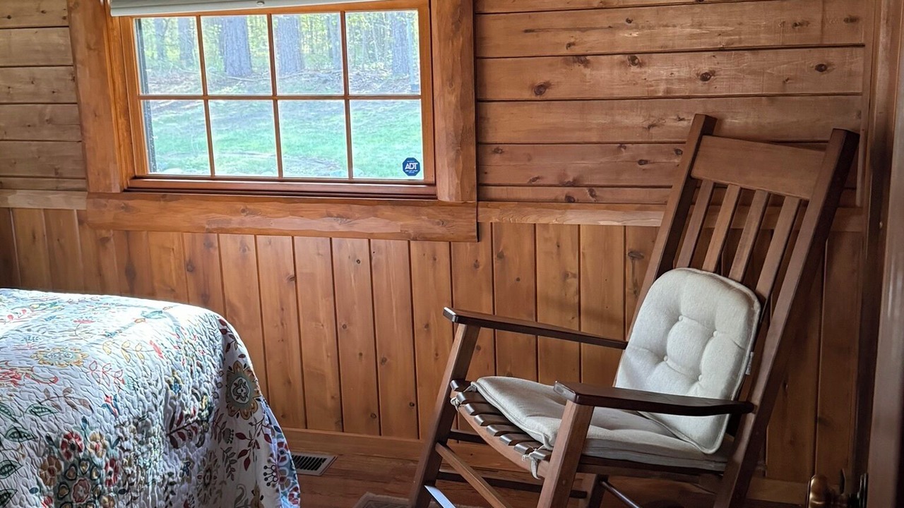 Photo of Bedroom in Harbor Springs