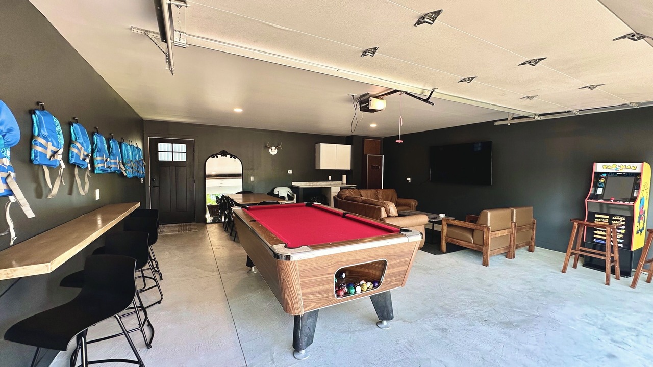 Photo of Bedroom in Prudenville