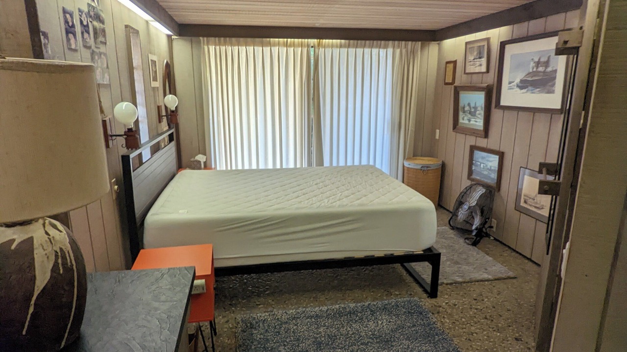 Photo of Bedroom in Lake Township
