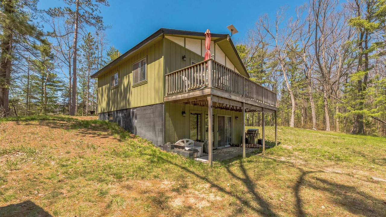 Photo of Outdoor in Herron