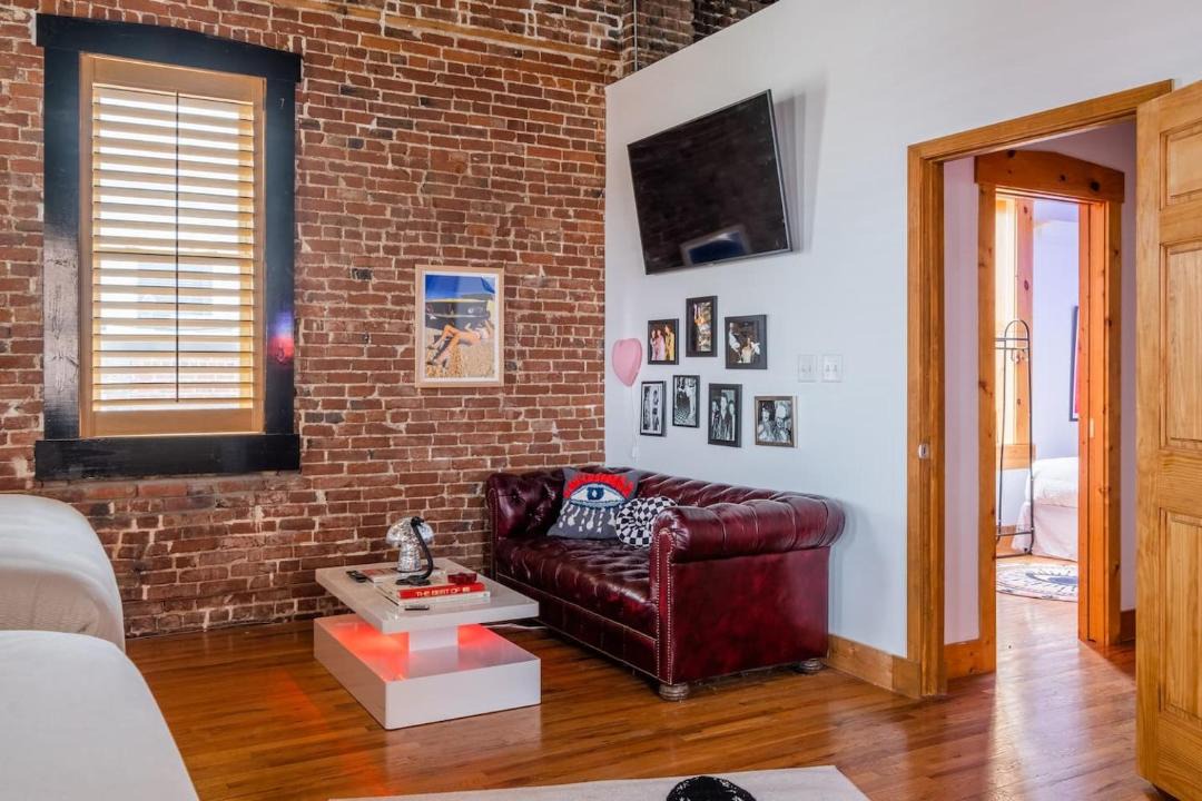 Photo of Others in Crossroads Arts District