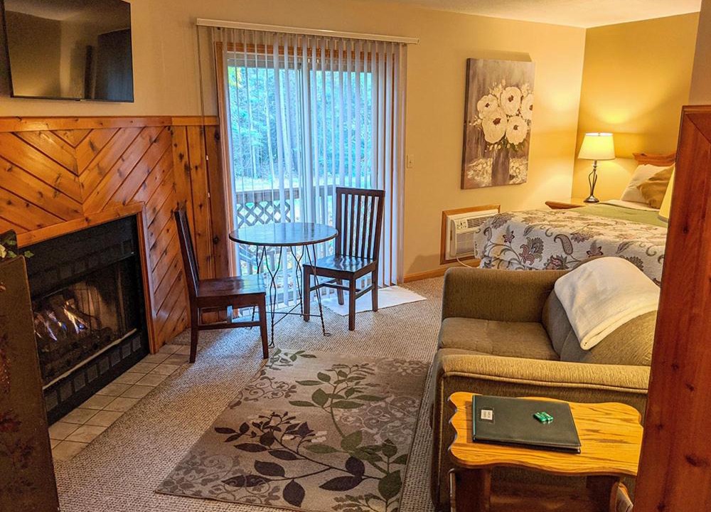 Photo of Bedroom in Prudenville