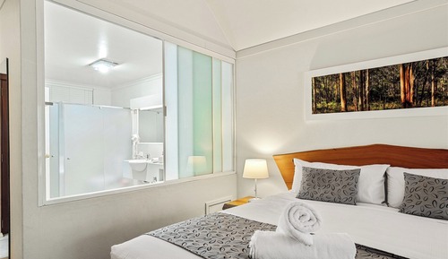 Forest View Spa Suite, Balcony - accessible by 1 flight of stairs