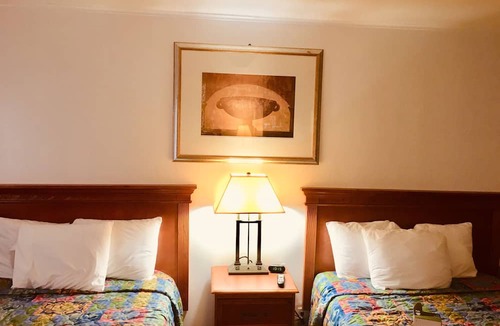Kalkaska Hotel | North Country American Inn