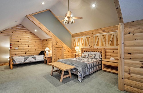 Bellaire Cottage | 2 Mi to Schuss Mtn! Northern Retreat w/Game Room