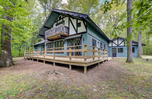 Michaywe Cottage | Pet-friendly Gem: Hike, Fish & Golf in Gaylord