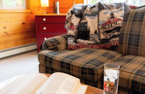 Kalkaska House | Manistee Lake 6BR Sleeps 18 · Ice fishing, snowmobile · Kalkaska