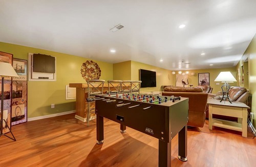 Sharonville House | Cozy 3-Bedroom Home Near Summit Park in Blue Ash