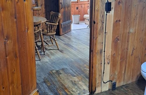 Mio Cabin | Buckwild Cabin; Au Sable river/Kirtland Warbler/BullGap/Wolf Creek/UTV/Kayaking