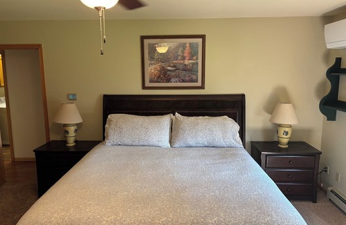 Prudenville House | Houghton lake 2 bedroom 2 bath ranch in Prudenville - perfect relaxing getaways…
