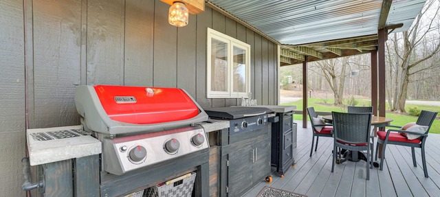 Furnished Deck + Bbq: Gaylord Family Home! in Gaylord