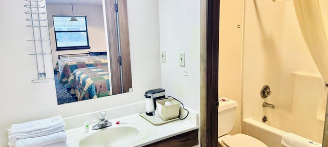 Americas Best Value Inn Jay in Jay