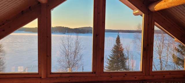 Panoramic Island studded views! Spectacular ledge rock setting! in Tower
