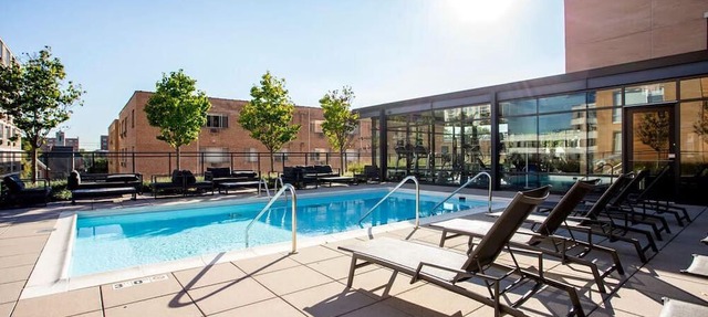 Chicago's Hidden Treasure "Evanston, IL" Urban Luxury with comfort in Evanston