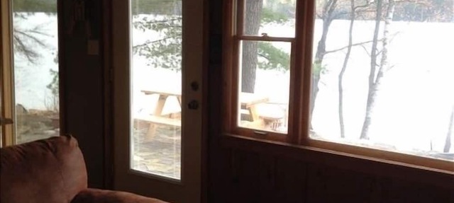 Bass Lk~Eagle River~Level to Water~Beautiful Sand Beach Front in Eagle River