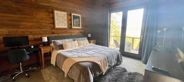 Cozy Cabin on Intermediate Lake in Bellaire in Bellaire
