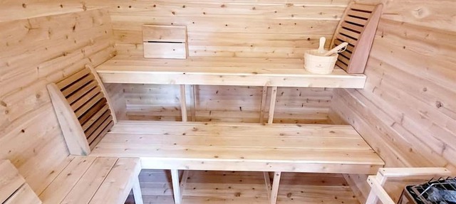 Lakefront Family-Friendly Cabin with a Games Room in Birchwood, Wisconsin in Birchwood
