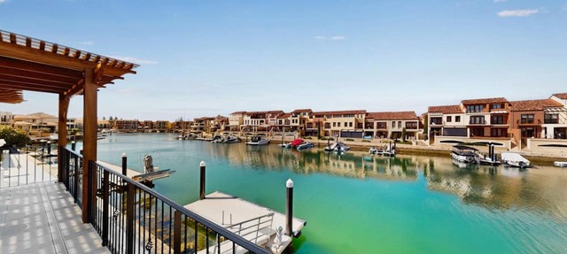 Spacious 5-Bed Stay Near Mandurah in Wannanup