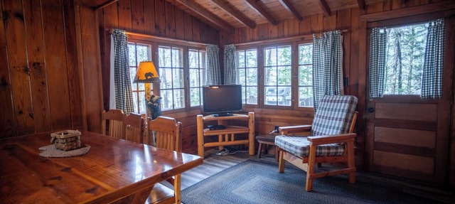 True "cabin in the woods" experience: The Fox Cabin in Babbitt