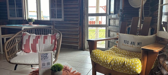 The Nest - Cabin #4 - Lakefront Log Cabin in Denton Township