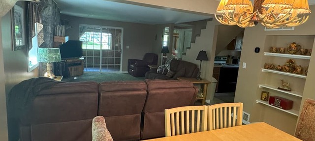 Cozy lake retreat with great views of Houghton Lake. Close to ORV trails. in Houghton Lake