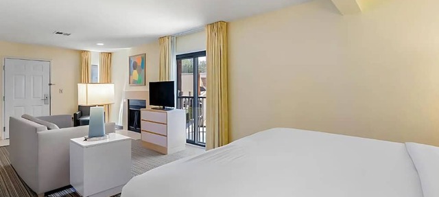 Furnished Studio Near Sharonville Convention Center, 30+ Night Stays in Sharonville