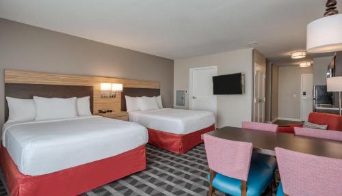 TownePlace Suites by Marriott Indianapolis Airport in Indianapolis